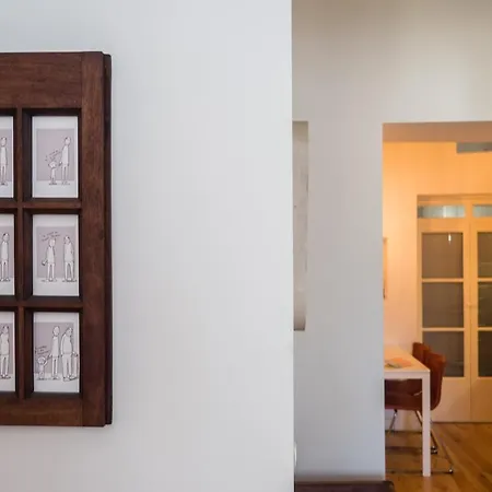 Heart Of Alfama-castelo-graca * Lizbona